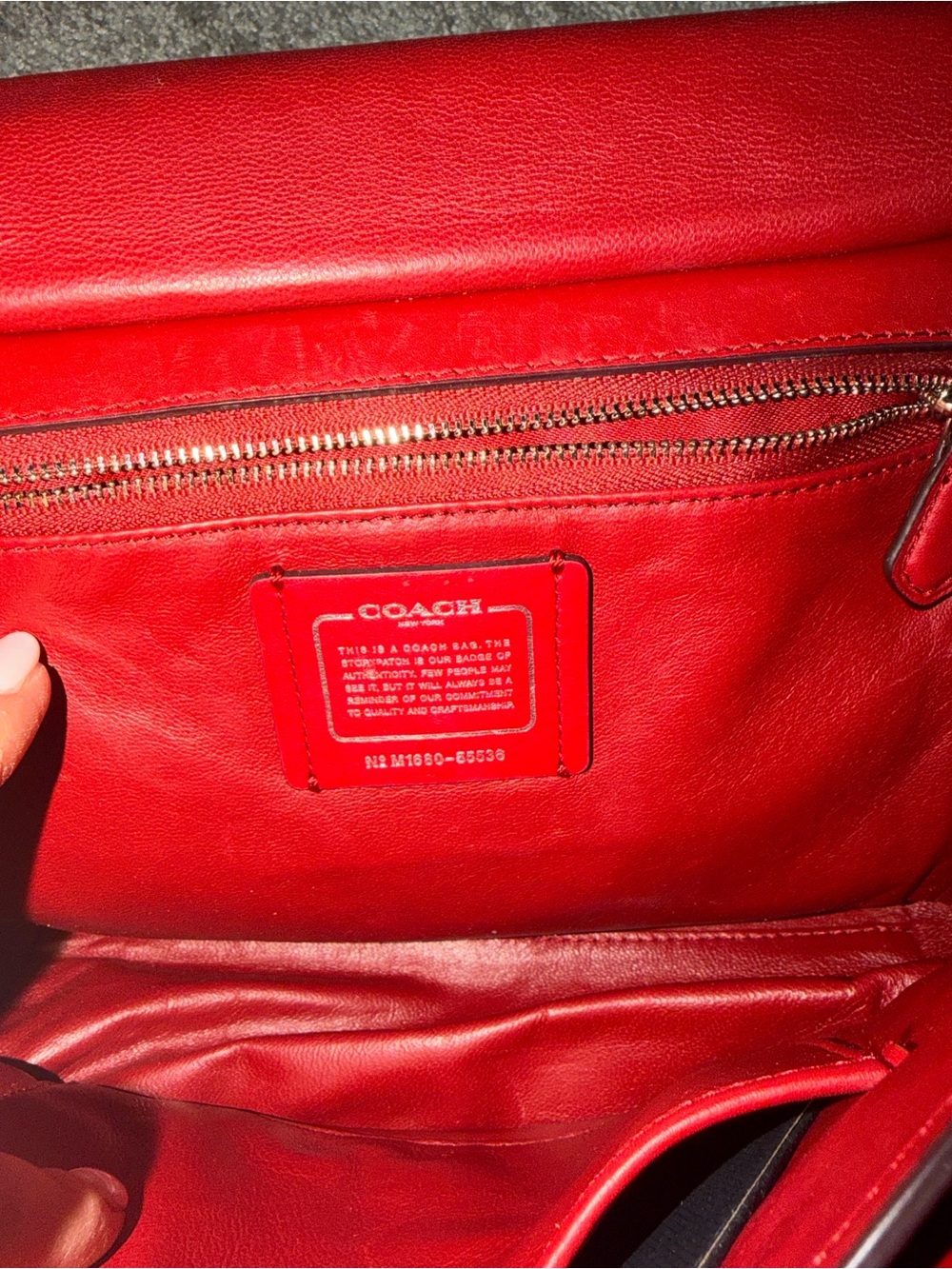 Coach Vintage Cherry Red - Picture 10 of 10